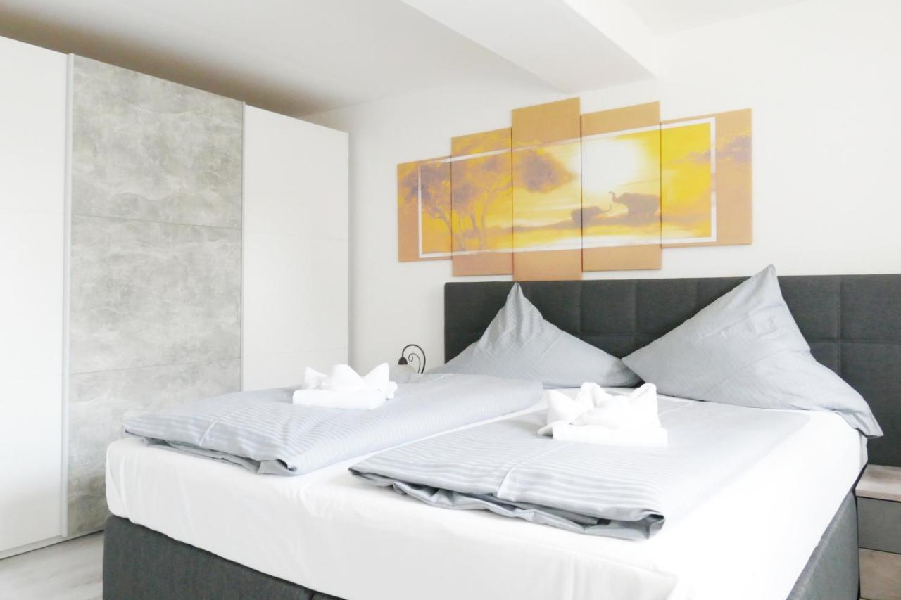 Hotel Weserstuben Bodenwerder Bagian luar foto